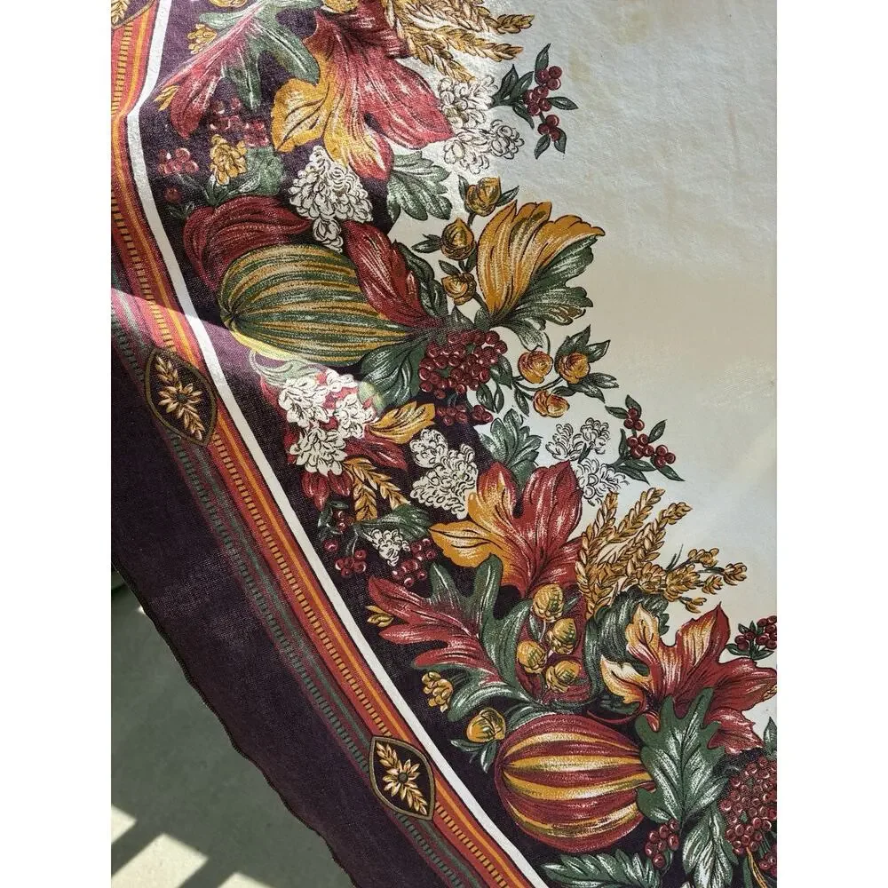 Vintage 1992 Fashion Industries Round Table Cloth 65